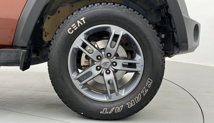 2021 Mahindra Thar LX HT PETROL 4WD MT, Petrol, Manual, 14,452 km, Right Front Wheel