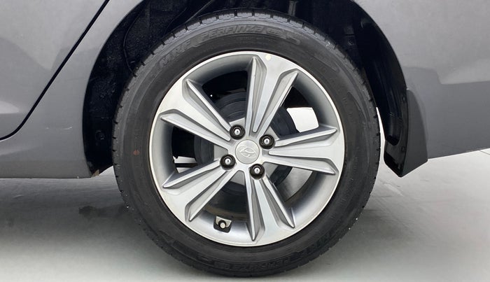2019 Hyundai Verna 1.6 CRDI SX, Diesel, Manual, 62,996 km, Left Rear Wheel
