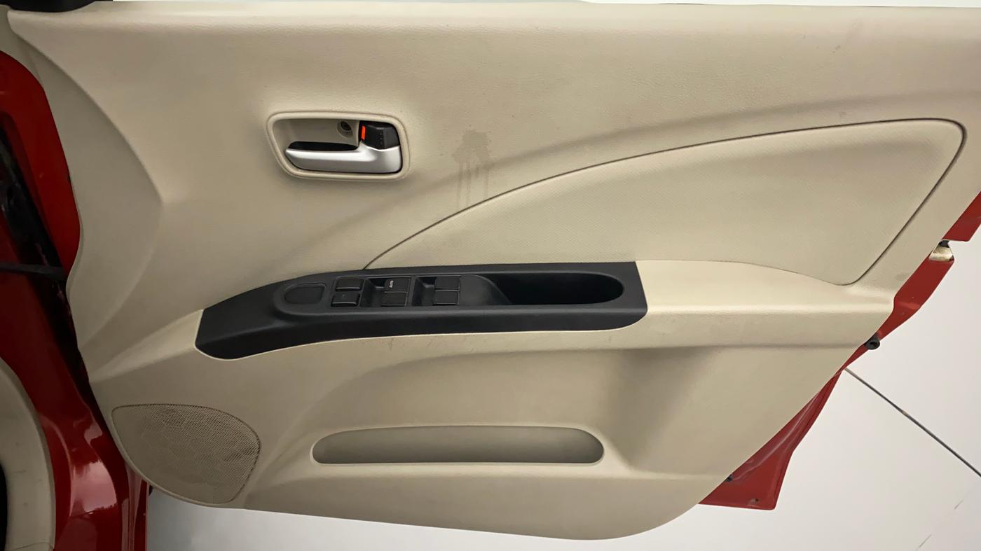 2017 Maruti Celerio VXI CNG D, CNG, Manual, 71,419 km, Driver Side Door Panels Control