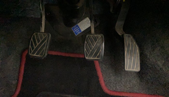 2017 Maruti Celerio VXI CNG D, CNG, Manual, 71,419 km, Pedals