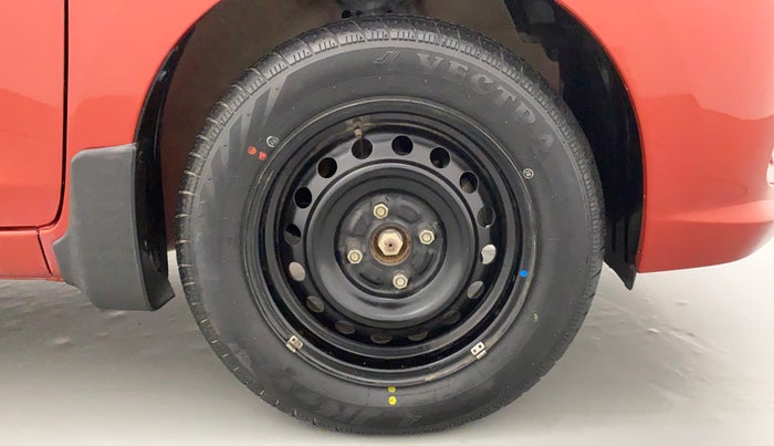 2017 Maruti Celerio VXI CNG D, CNG, Manual, 71,419 km, Right Front Wheel