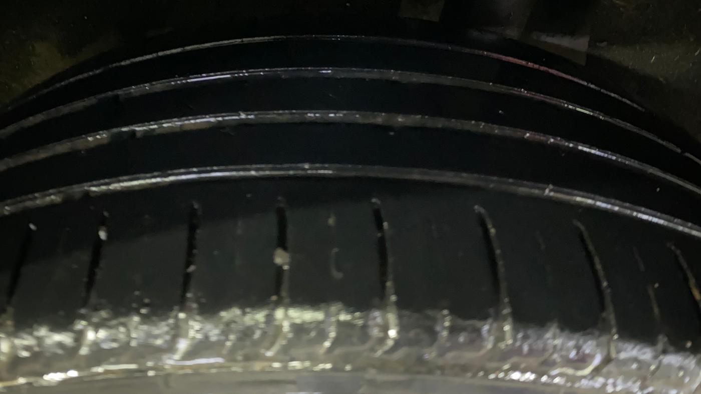 2016 Maruti Baleno ALPHA DIESEL 1.3, Diesel, Manual, 1,01,632 km, Left Rear Tyre Tread