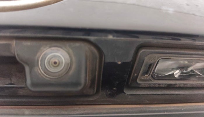 2022 Volkswagen TAIGUN TOPLINE 1.0 TSI MT, Petrol, Manual, 76,808 km, Parking Camera