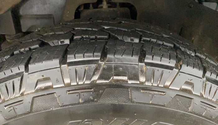 2021 Mahindra Thar LX PETROL HT 4WD AT, Petrol, Automatic, 81,634 km, Left Front Tyre Tread