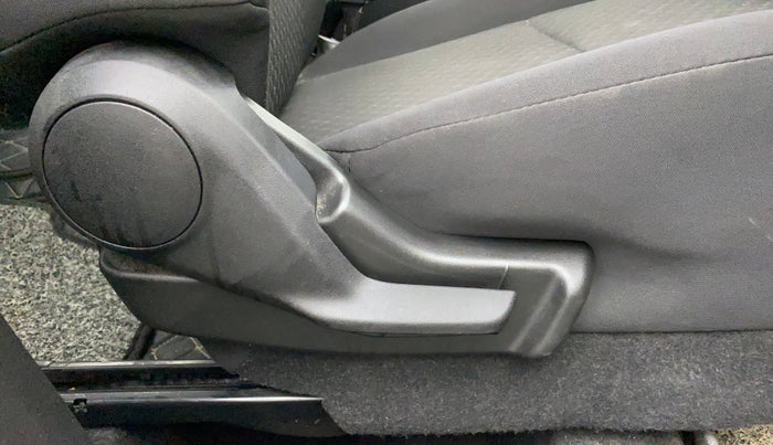 2022 Maruti Celerio VXI CNG, CNG, Manual, 8,566 km, Driver Side Adjustment Panel