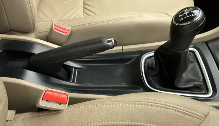 2021 Maruti Ciaz S 1.5 MT PETROL, Petrol, Manual, 27,782 km, Gear Lever