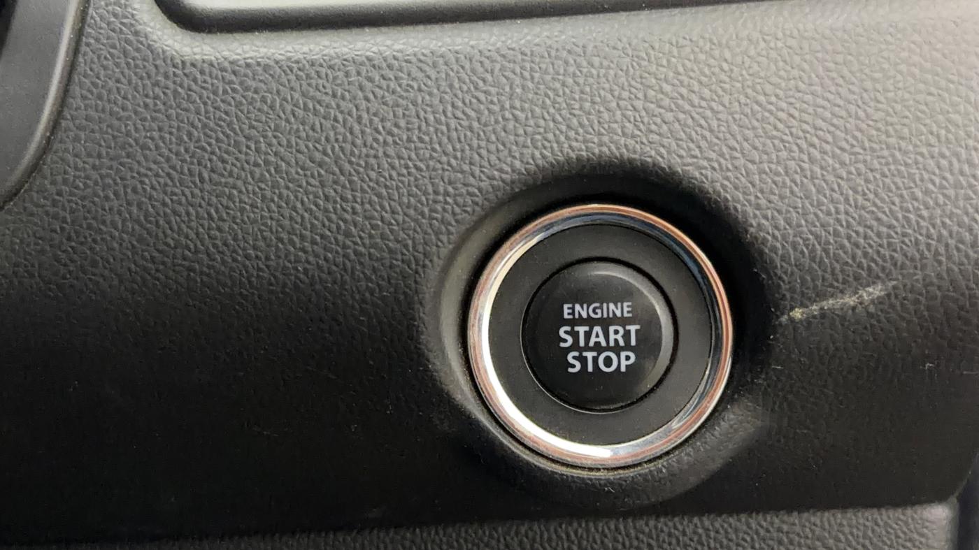 2022 Maruti Swift ZXI AMT, Petrol, Automatic, 64,921 km, Keyless Start/ Stop Button