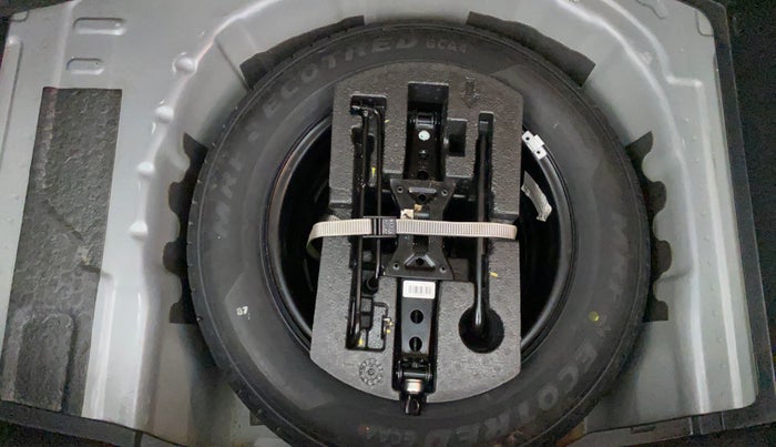 2025 Skoda KUSHAQ ACTIVE 1.0L TSI MT, Petrol, Manual, 33,755 km, Spare Tyre