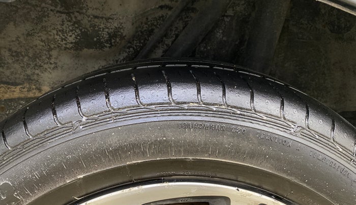 2017 Honda BR-V 1.5L I-VTEC V CVT, Petrol, Automatic, 1,00,898 km, Left Rear Tyre Tread