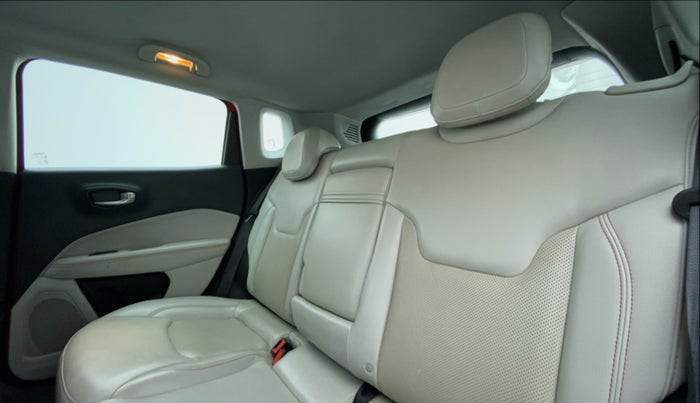 2017 Jeep Compass LIMITED 1.4 AT, Petrol, Automatic, 63,442 km, Right Side Rear Door Cabin