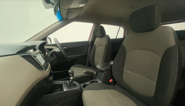 2016 Hyundai Creta SX PLUS 1.6 PETROL, Petrol, Manual, 41,458 km, Right Side Front Door Cabin