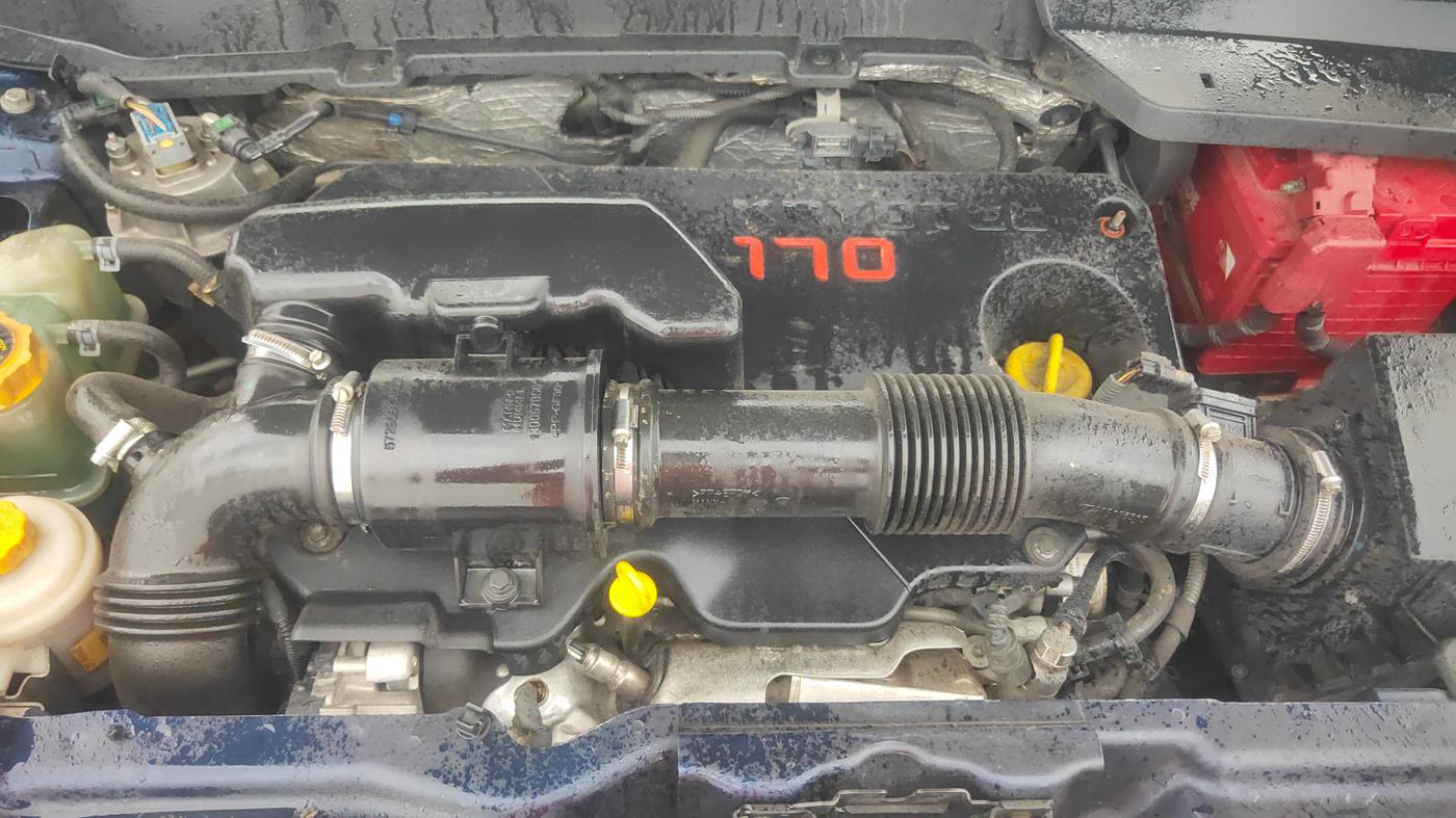 2021 Tata Safari XZA PLUS, Diesel, Automatic, 1,29,005 km, Engine View