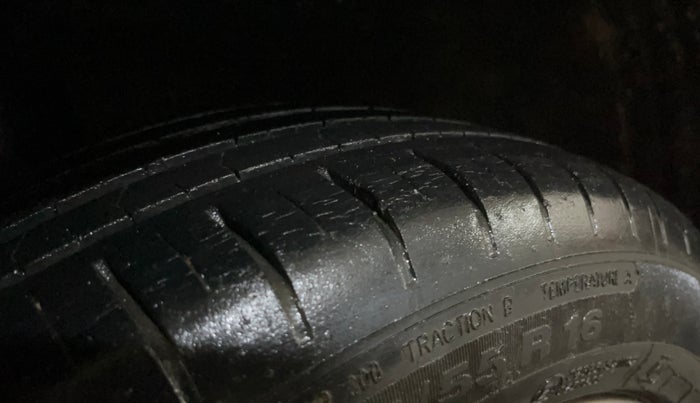 2018 Maruti Baleno ALPHA PETROL 1.2, Petrol, Manual, 40,260 km, Right Rear Tyre Tread