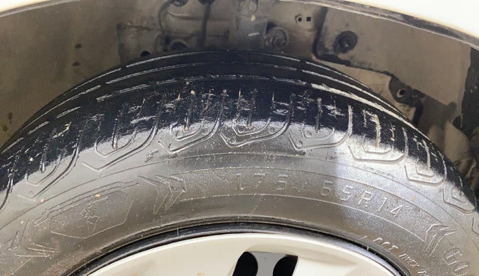 2013 Honda Amaze 1.5L I-DTEC S, Diesel, Manual, 85,835 km, Right Front Tyre Tread