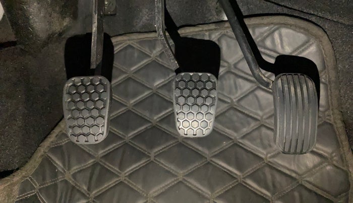 2023 Tata Tiago XT PETROL, Petrol, Manual, 32,378 km, Pedals