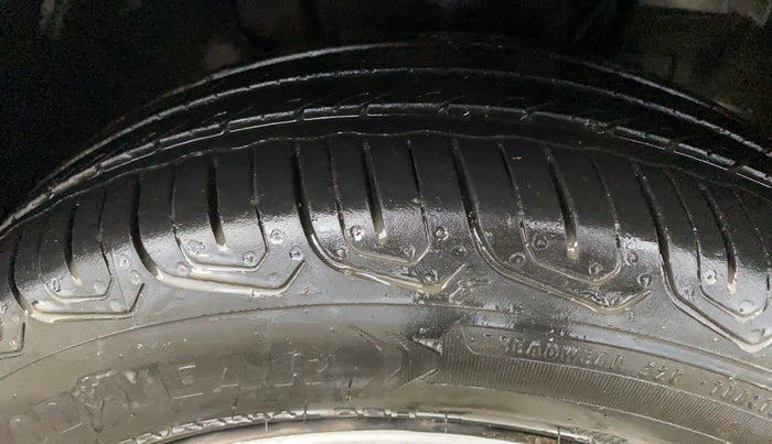 2023 Tata Tiago XT PETROL, Petrol, Manual, 32,378 km, Right Front Tyre Tread