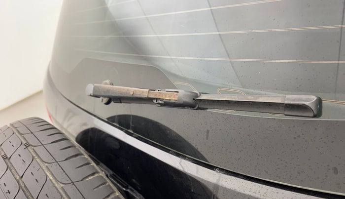 2014 Ford Ecosport TREND 1.5L DIESEL, Diesel, Manual, 1,15,850 km, Rear Wiper