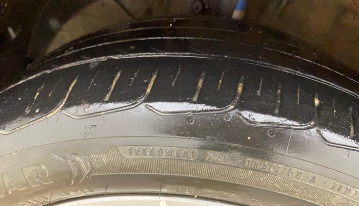 2018 Maruti Baleno ZETA PETROL 1.2, Petrol, Manual, 1,25,971 km, Left Front Tyre Tread