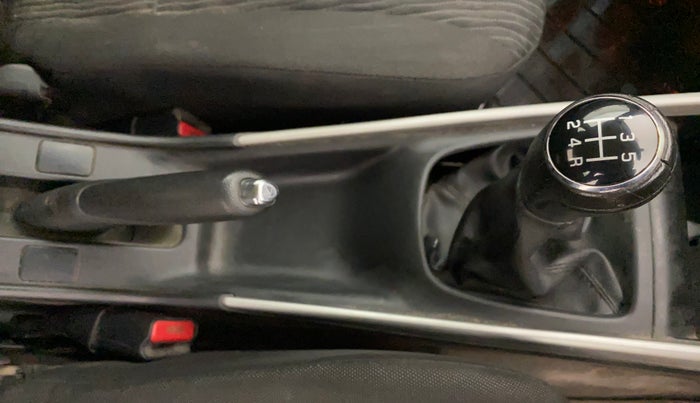 2018 Maruti Baleno ZETA PETROL 1.2, Petrol, Manual, 1,25,971 km, Gear Lever