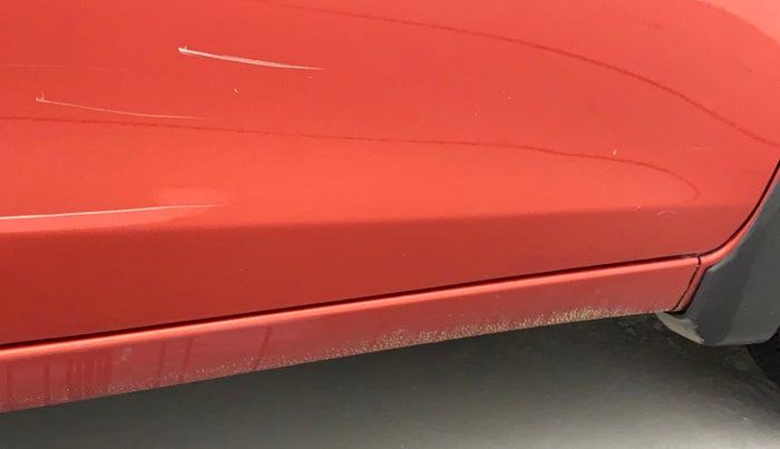 2018 Maruti Celerio VXI, Petrol, Manual, 1,19,218 km, Right running board - Minor scratches