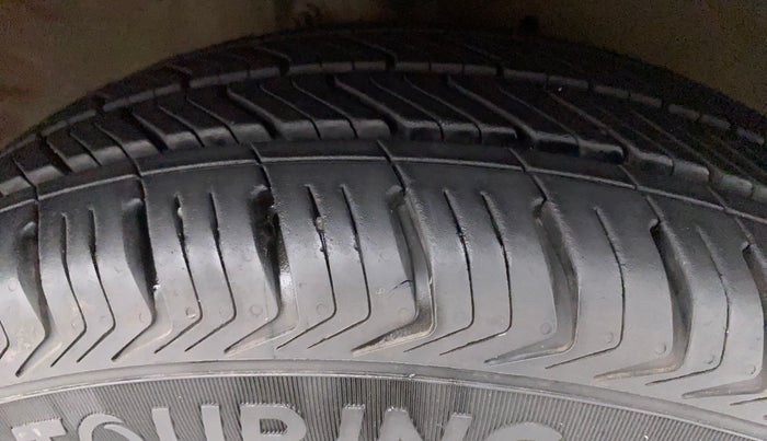 2018 Maruti Celerio VXI, Petrol, Manual, 1,19,218 km, Right Front Tyre Tread