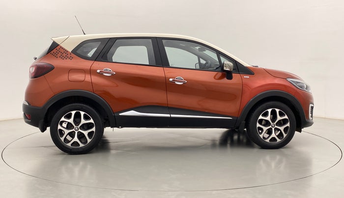 2017 Renault Captur RXT DIESEL MT, Diesel, Manual, 34,690 km, Right Side View
