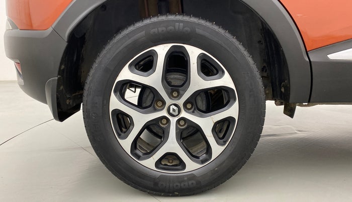 2017 Renault Captur RXT DIESEL MT, Diesel, Manual, 34,690 km, Right Rear Wheel