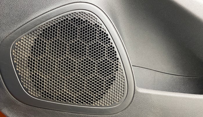 2017 Renault Captur RXT DIESEL MT, Diesel, Manual, 34,690 km, Speaker