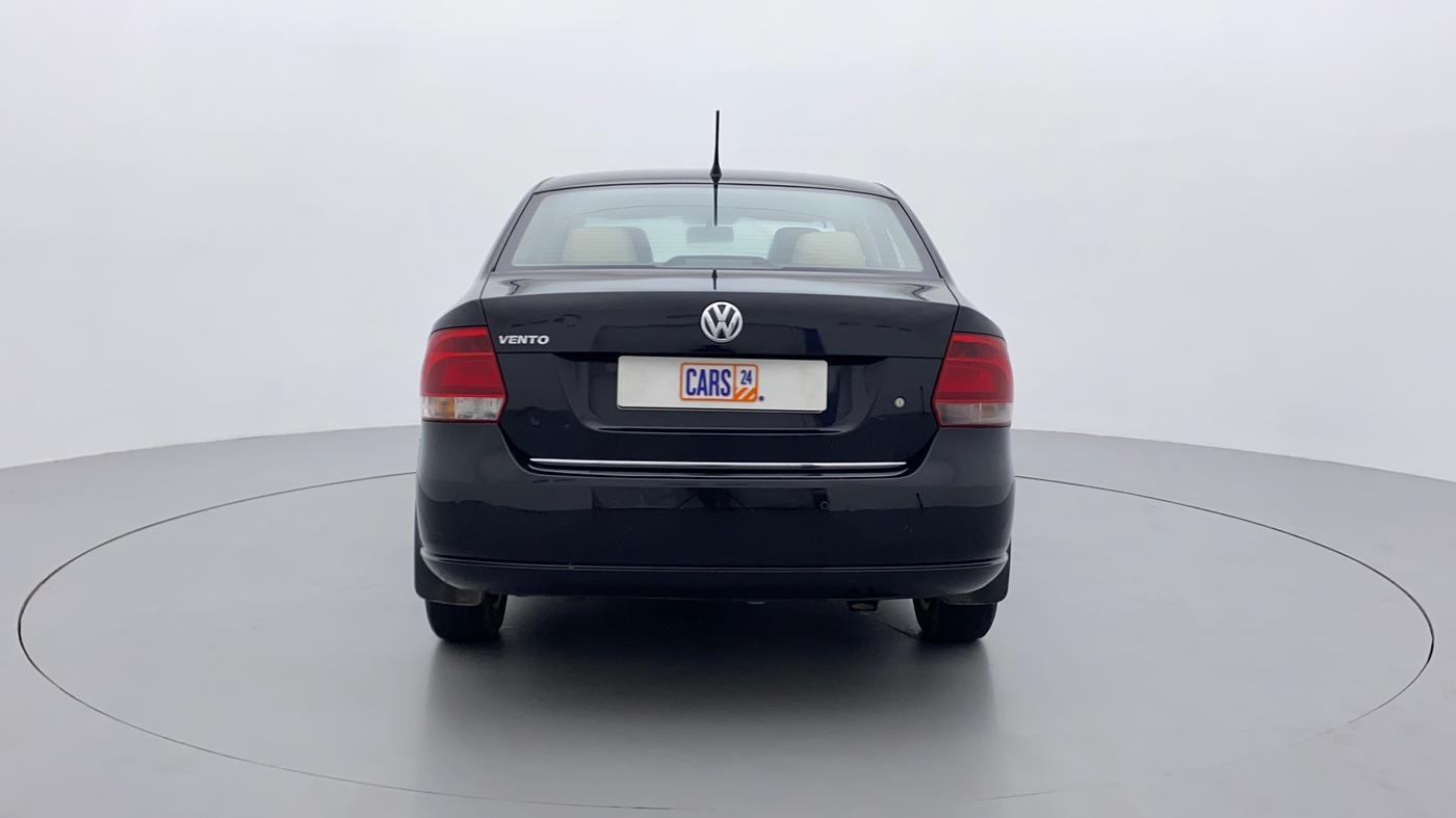 2015 Volkswagen Vento HIGHLINE 1.6 MPI, Petrol, Manual, 1,16,325 km, Back/Rear