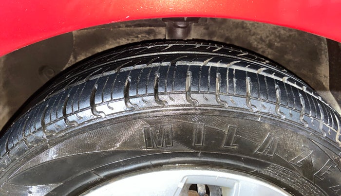 2014 Hyundai Xcent S 1.2, Petrol, Manual, 56,590 km, Left Front Tyre Tread