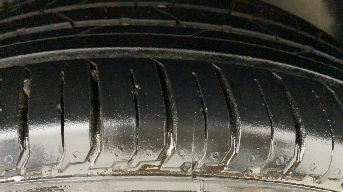 2016 Hyundai i20 Active 1.2 S, Petrol, Manual, 77,147 km, Right Front Tyre Tread