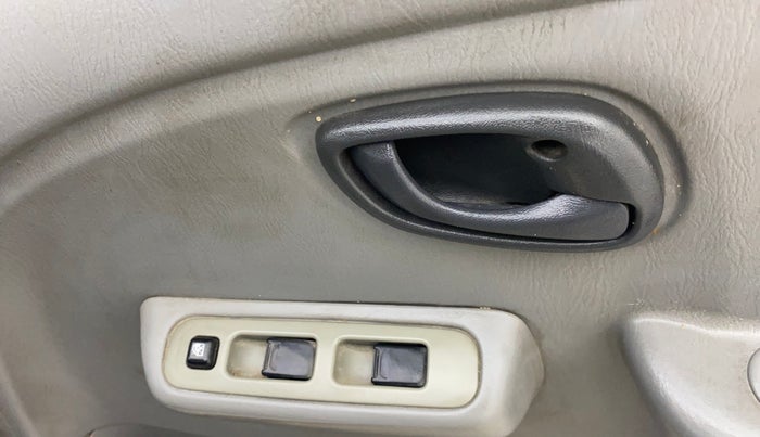 2013 Maruti Alto K10 VXI, Petrol, Manual, 53,534 km, Driver Side Door Panels Control