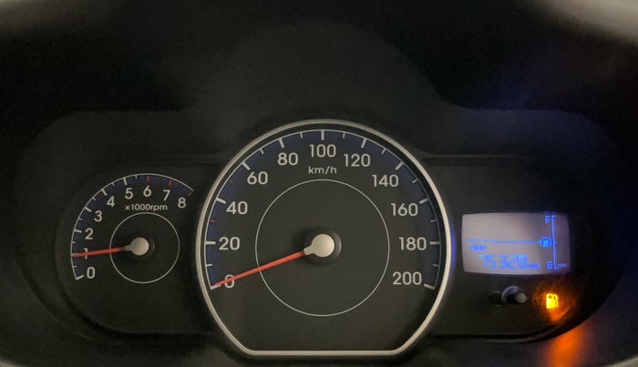 2014 Hyundai i10 MAGNA 1.1, Petrol, Manual, 75,319 km, Odometer Image