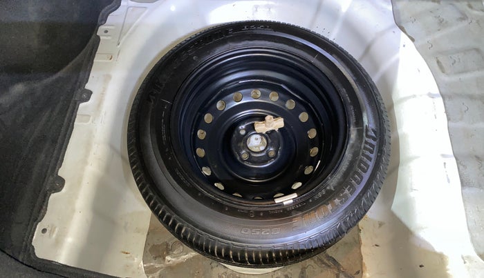 2017 Hyundai Verna 1.6 VTVT SX (O) AT, Petrol, Automatic, 25,039 km, Spare Tyre