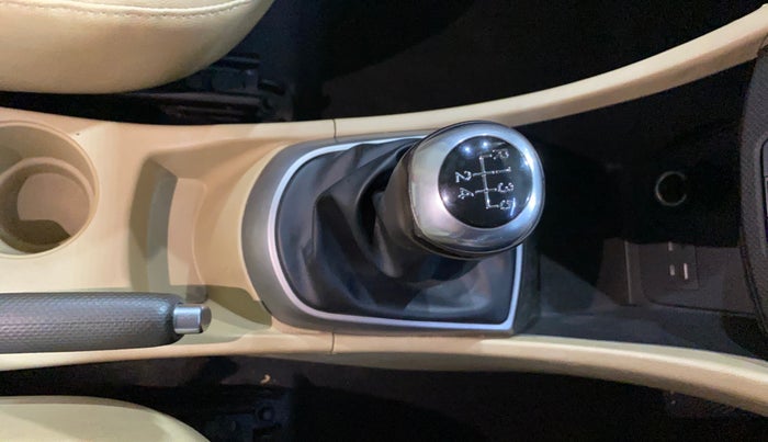 2017 Hyundai Verna 1.6 VTVT SX (O) AT, Petrol, Automatic, 25,039 km, Gear Lever