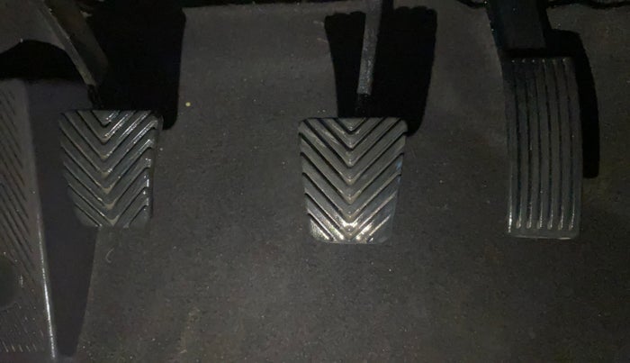 2017 Hyundai Verna 1.6 VTVT SX (O) AT, Petrol, Automatic, 25,039 km, Pedals