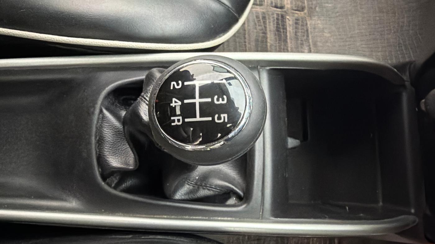 2016 Maruti Baleno ALPHA PETROL 1.2, Petrol, Manual, 81,357 km, Gear Lever