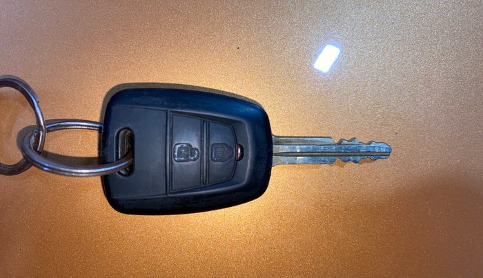 2016 Hyundai Grand i10 SPORTZ 1.2 KAPPA VTVT, Petrol, Manual, 53,865 km, Key Close Up