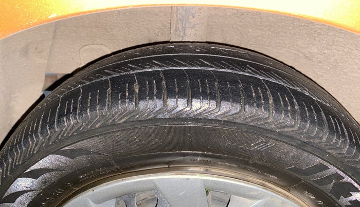 2016 Hyundai Grand i10 SPORTZ 1.2 KAPPA VTVT, Petrol, Manual, 53,865 km, Right Rear Tyre Tread