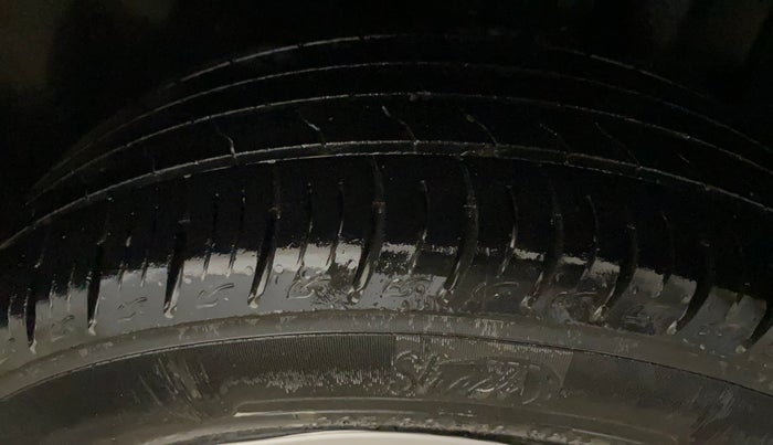 2020 Toyota URBAN CRUISER MID GRADE AT, Petrol, Automatic, 61,595 km, Left Rear Tyre Tread