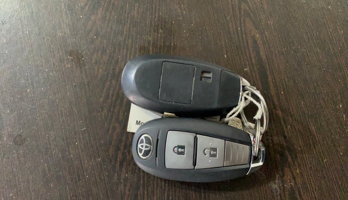 2020 Toyota URBAN CRUISER MID GRADE AT, Petrol, Automatic, 61,595 km, Key Close Up