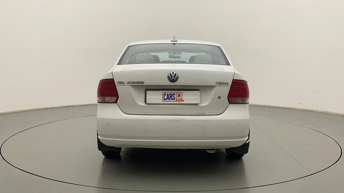 2011 Volkswagen Vento COMFORTLINE 1.6, Petrol, Manual, 96,152 km, Back/Rear