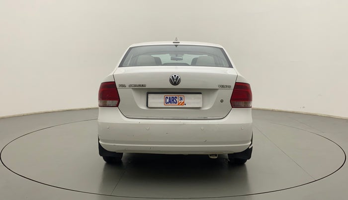 2011 Volkswagen Vento COMFORTLINE 1.6, Petrol, Manual, 96,152 km, Back/Rear
