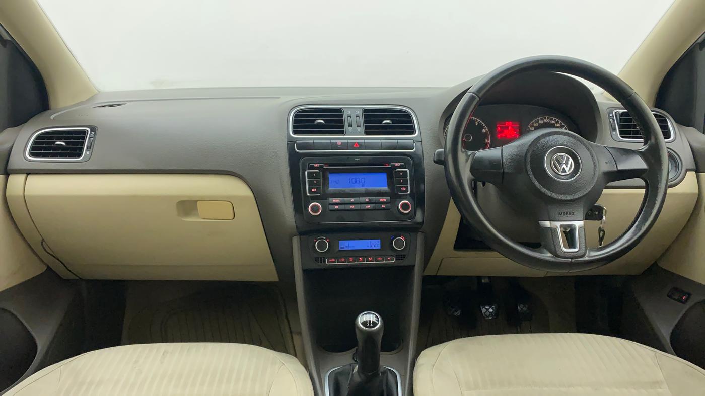 2011 Volkswagen Vento COMFORTLINE 1.6, Petrol, Manual, 96,152 km, Dashboard