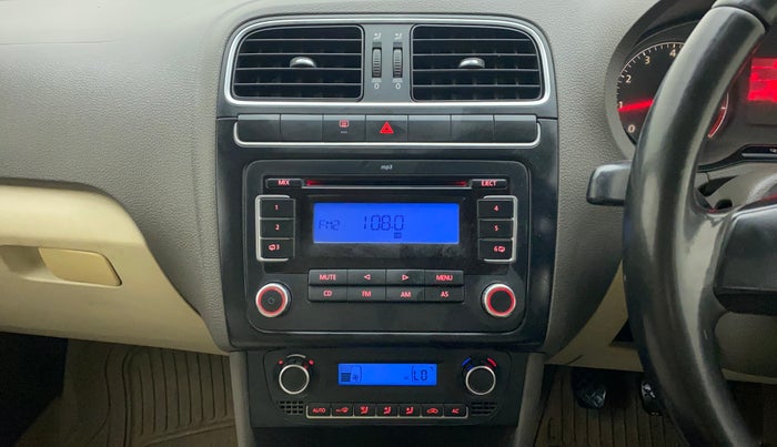2011 Volkswagen Vento COMFORTLINE 1.6, Petrol, Manual, 96,152 km, Air Conditioner