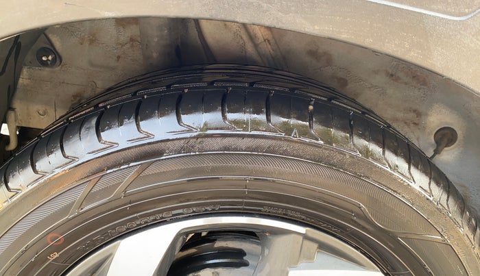 2019 Hyundai VENUE SX PLUS 1.0 TURBO DCT, Petrol, Automatic, 44,898 km, Right Rear Tyre Tread