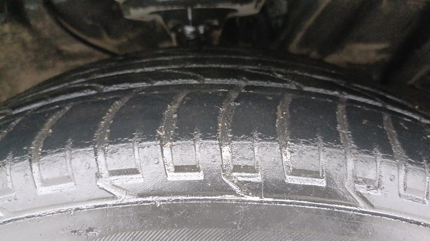 2017 Hyundai Creta SX PLUS AT 1.6 PETROL, Petrol, Automatic, 70,973 km, Right Front Tyre Tread