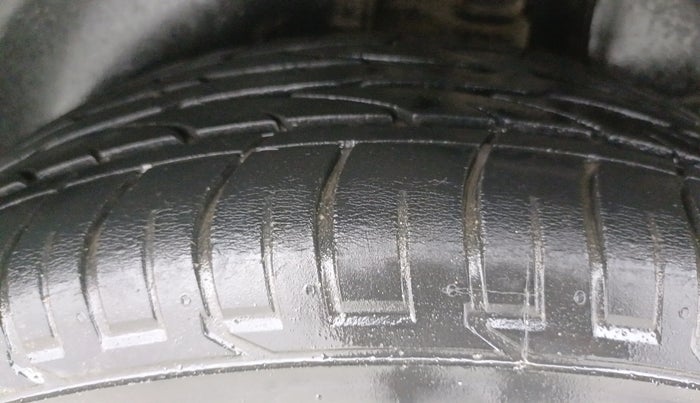 2017 Hyundai Creta SX PLUS AT 1.6 PETROL, Petrol, Automatic, 70,973 km, Left Rear Tyre Tread