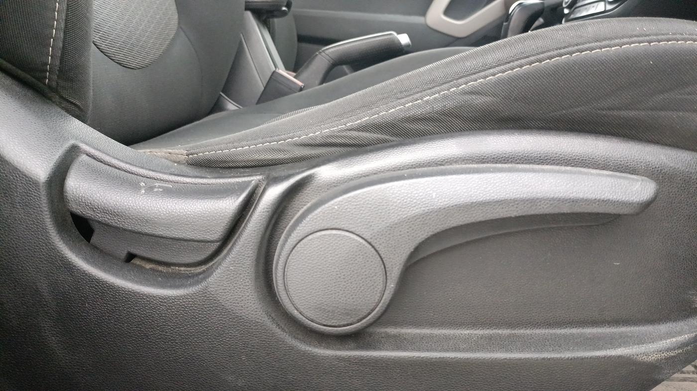 2017 Hyundai Creta SX PLUS AT 1.6 PETROL, Petrol, Automatic, 70,973 km, Driver Side Adjustment Panel