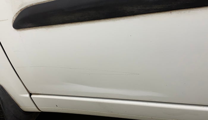 2011 Hyundai i10 MAGNA 1.2, Petrol, Manual, 27,813 km, Front passenger door - Slightly dented